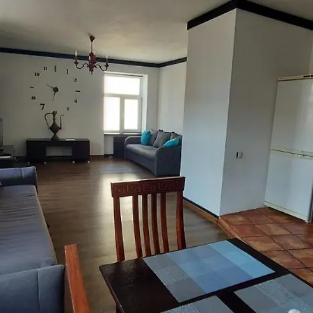 Stylish Deluxe Apartments!!! Apartament