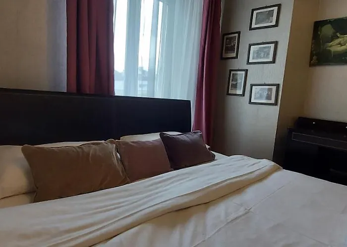 Stylish Deluxe Apartments!!! *