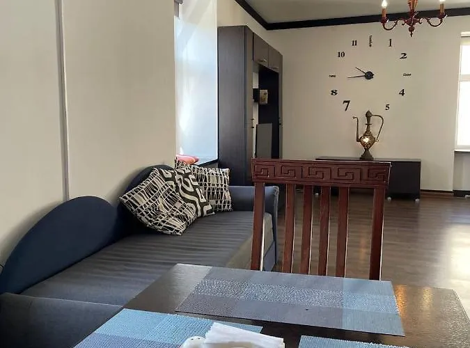 Stylish Deluxe Apartments!!!