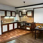 Stylish Deluxe Apartments!!! Апартаменты *