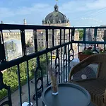 Апартаменты Stylish Deluxe Apartments!!!